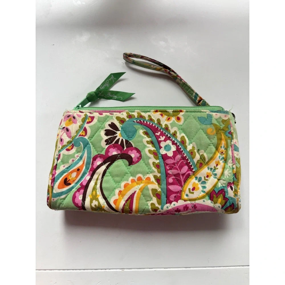 Vera Bradley quilted Pushlock Wristlet wallet in Tutti Frutti